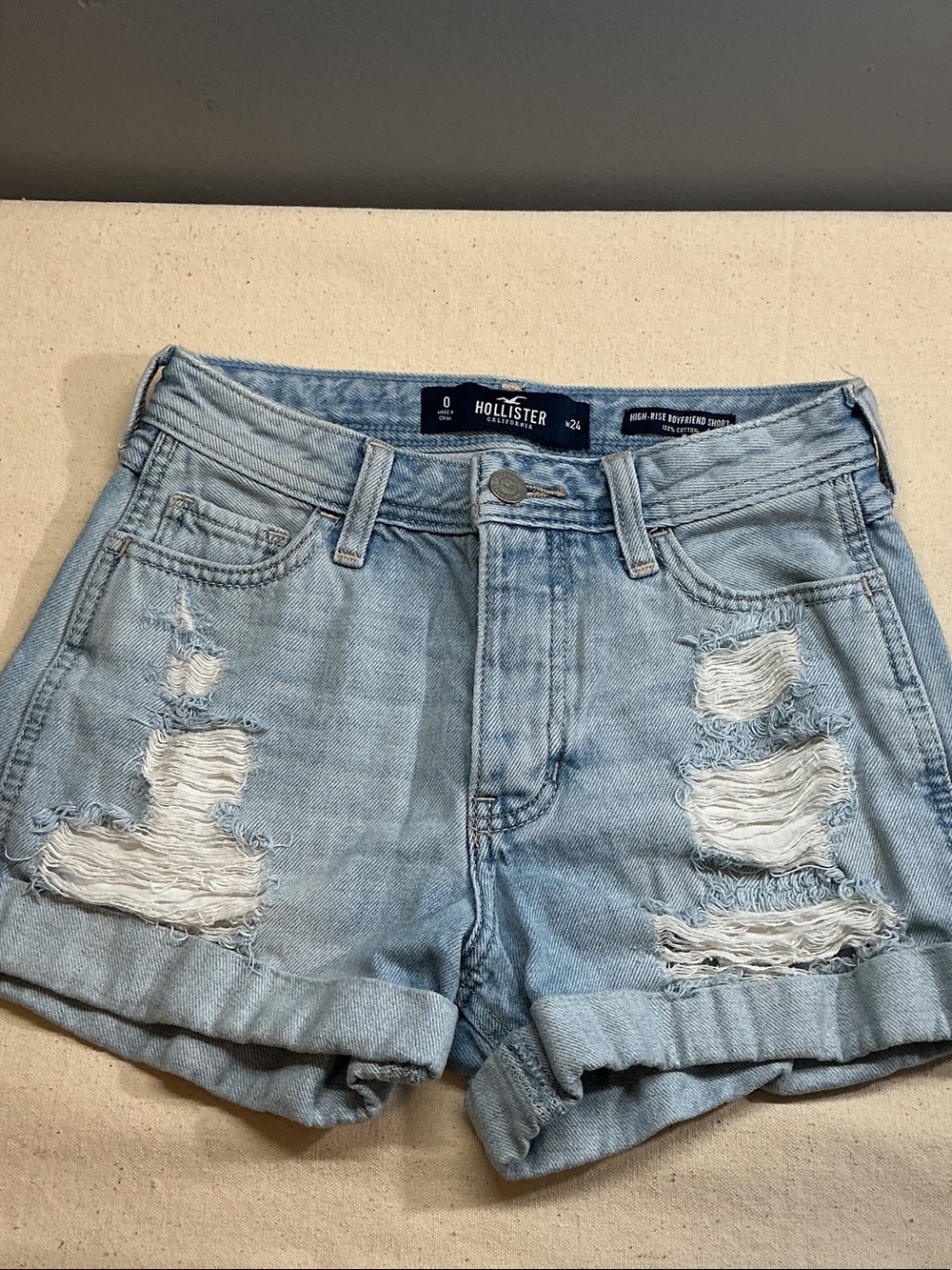 Hollister high-Rise boyfriend short Light Blue size 0